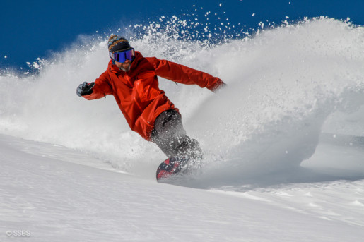 Stage pure snow